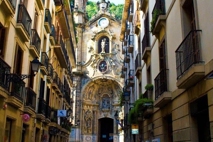 San Sebastián & Biarritz: Private Day Tour Along the Basque Coast photo 2