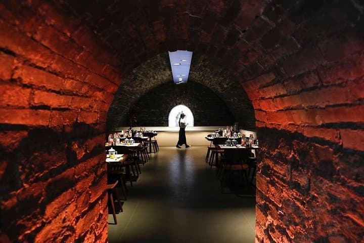 Forbidden City Insider Tour with Royal Icehouse Lunch — Beijing Guided Experience
