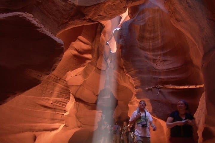 Antelope Slot Canyon & Horseshoe Bend Day Tour from Flagstaff — Slot-Canyon Sunbeams and River Views photo 2