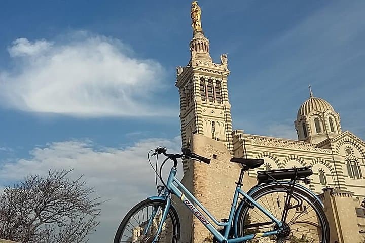 Marseille Seaside eBike Tour — Pointe Rouge to Notre-Dame de la Garde photo 3