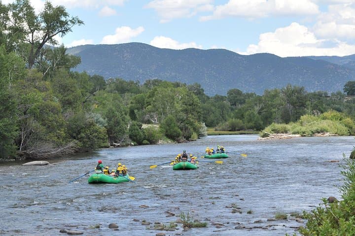 Experience the Lower Browns Canyon Mildwater Float Trip: Family-Friendly Rafting on Colorado’s Arkansas River photo 2