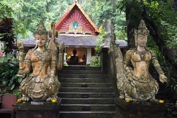 Monk Trail Trek & Doi Suthep: Chiang Mai Private Day Trek to Pha Lat Hidden Temple photo 2
