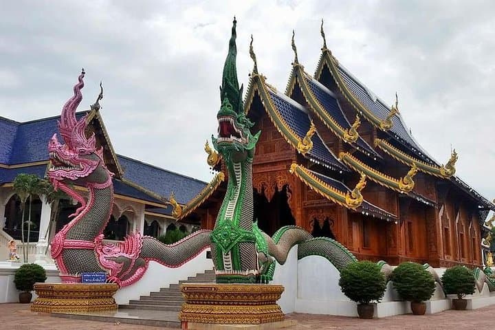 Chiang Dao Cave, Sticky Waterfall & Wat Baan Den — Private Day Tour from Chiang Mai