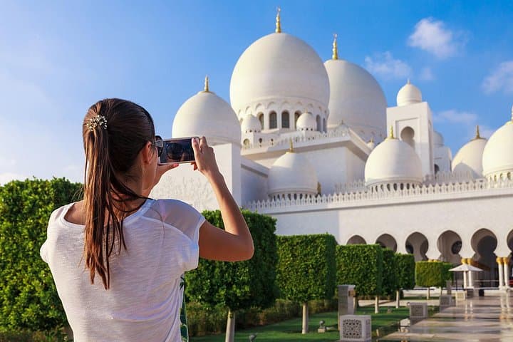 Big Bus Abu Dhabi Hop-On Hop-Off Tour & Sheikh Zayed Mosque Experience photo 2