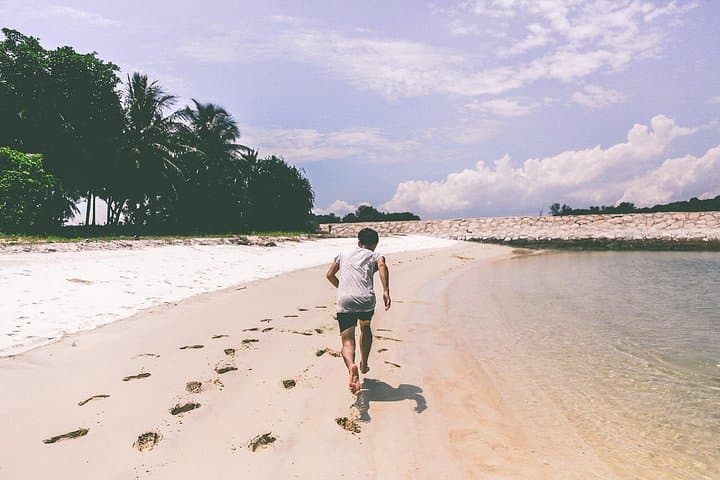 Nassau Fitness and Sightseeing Tour — Queen's Staircase to Cabbage Beach Workout photo 2
