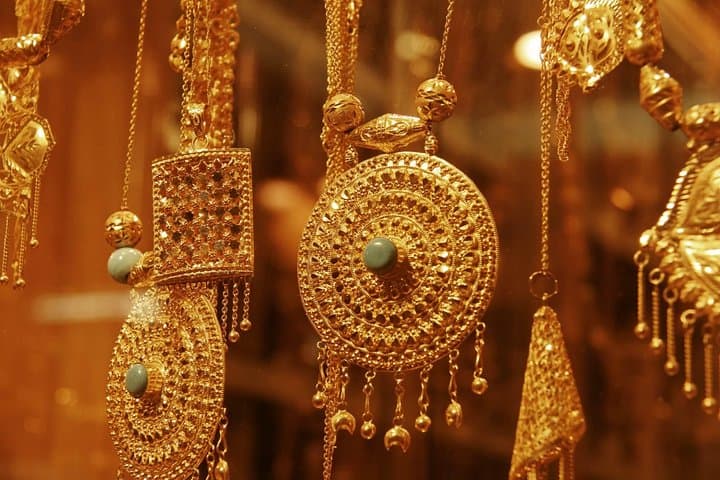Old Dubai Shopping Tour: Gold, Spice and Textile Souks Along Dubai Creek photo 5