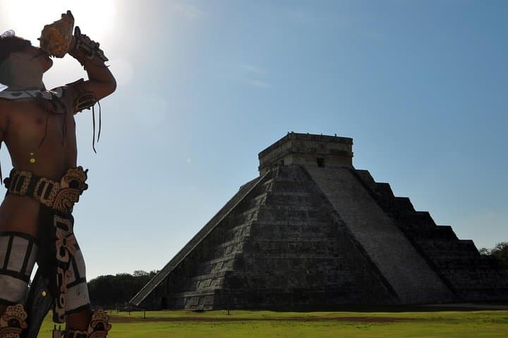 Full-Day Guided Chichen Itza Tour with Cenote Swim & Buffet from Cancun