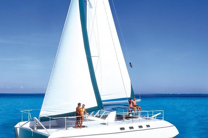 Catamaran Adventure from Cancun to Isla Mujeres — Full-Day Sail & Snorkel photo 2
