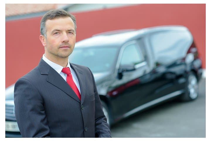 Shared Shuttle from London Hotels to Heathrow, Gatwick & Stansted