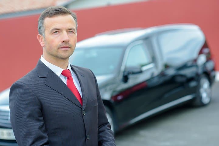 Private Chauffeur in London — Full-Day Custom City Tour with Hotel Pickup