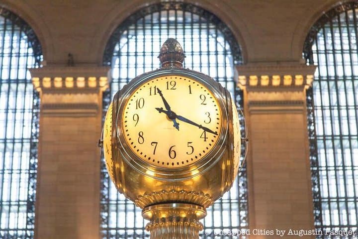 Inside Grand Central: Hidden Tennis Courts, Backwards Ceiling & Secret Bars Private Walking Tour photo 2