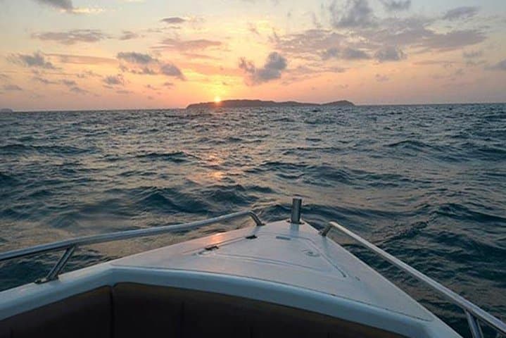 Private Sunrise Phi Phi Speedboat Tour from Phuket