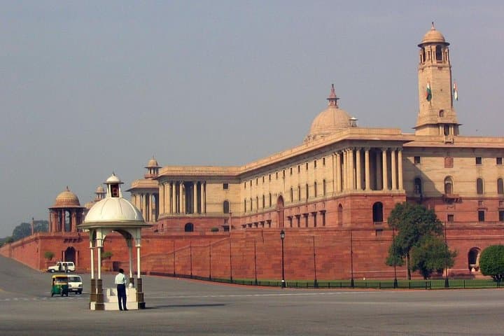 Private Transfer Jaipur to Delhi — Air‑Conditioned Car with Optional En‑Route Stops photo 3