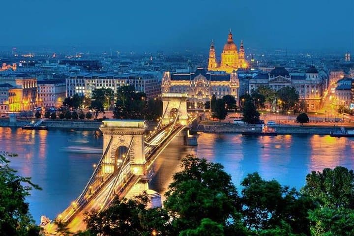 Central Europe in Eight Days: Private Budapest-Vienna-Prague-Bratislava Tour photo 2