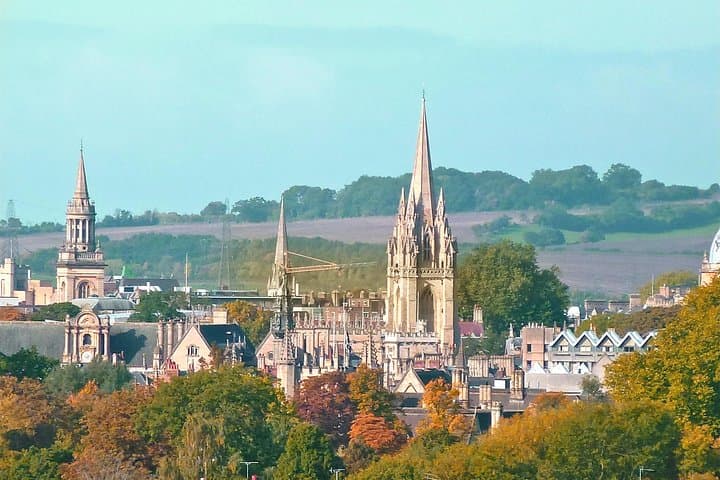 Private Oxford Walking Tours — Old University Quarter & College Visits
