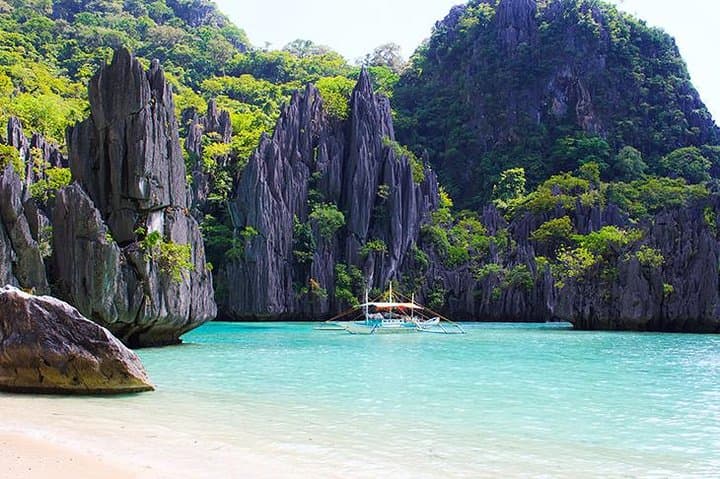 From El Nido to Sabang: Private Underground River Day Tour with Lunch photo 2