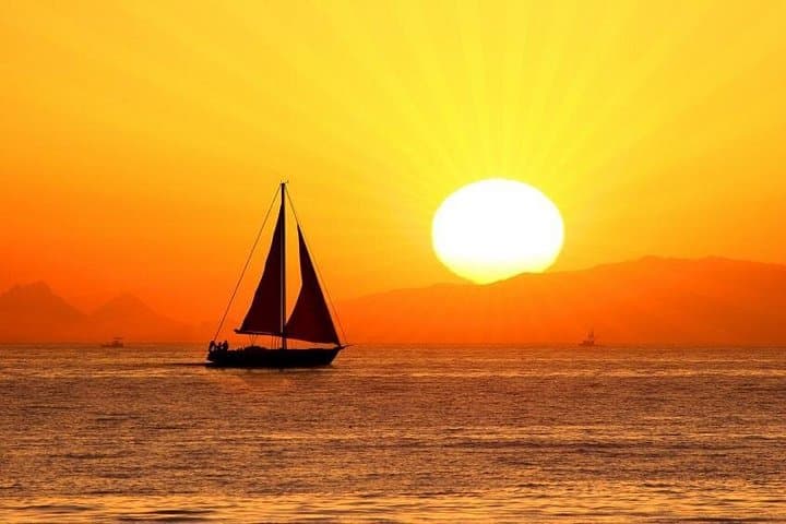 Sunset Champagne Cruise in St. Maarten: Evening Catamaran Sail from Bobby's Marina photo 1