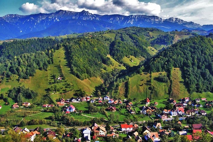 4-Day Private Transylvania Tour from Bucharest: Sibiu, Sighisoara & Brasov photo 2