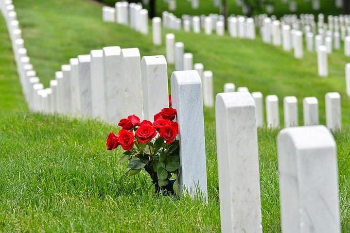 Private Washington DC Memorials Van Tour — Arlington, Tomb of the Unknowns & Pentagon Views photo 1