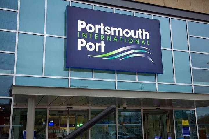Private Transfer from London (LHR) to Portsmouth Cruise Port — Door-to-Dock Chauffeur Service