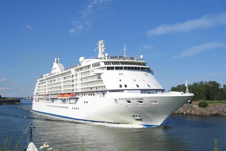Private Transfer from London to Southampton Cruise Port — One-Way or Round-Trip photo 6