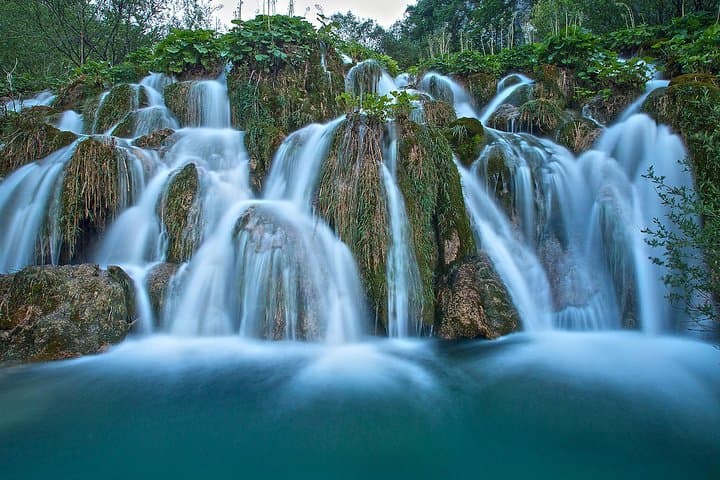 Plitvice Lakes Photo Tour from Zagreb: Capture Croatia’s Cascading Lakes photo 2