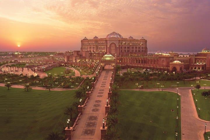 Private Abu Dhabi Day Tour from Dubai — Sheikh Zayed, Emirates Palace & Yas Island photo 2