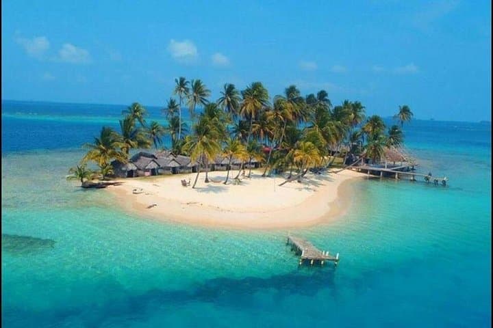 Contadora Island Day Trip by Plane from Panama City — Pearl Islands Scenic Flight photo 2