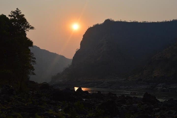 3-Day Whitewater Rafting in Batoka Gorge — Victoria Falls Zambezi River Expedition photo 2