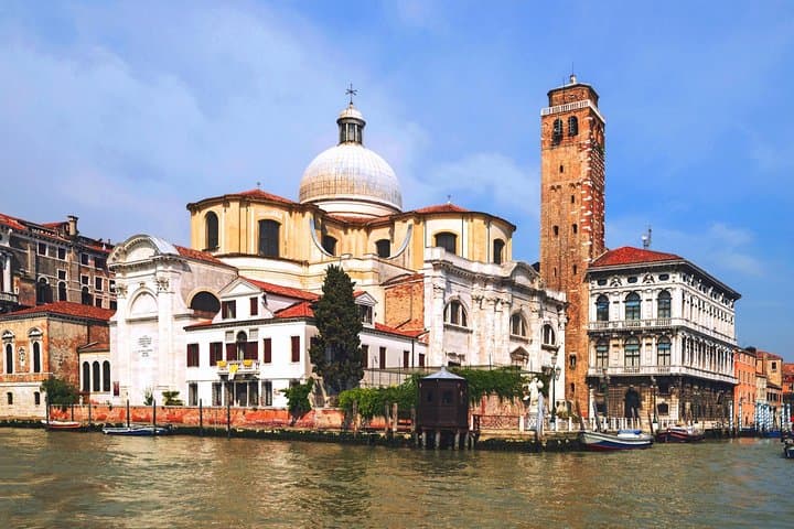 Venice Inferno Private Tour: Walk the Novel’s Darker Corners by Boat photo 2