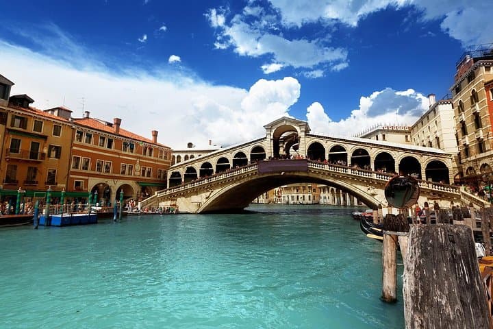 Venice Inferno Private Tour: Walk the Novel’s Darker Corners by Boat photo 3