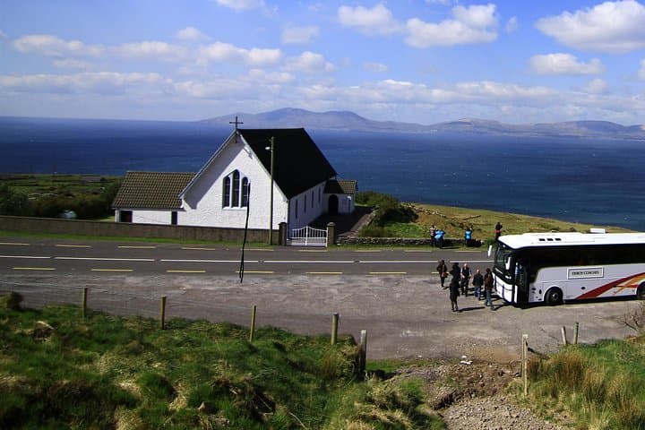 Exploring Ireland’s Ring of Kerry: A Scenic Coach Tour from Killarney