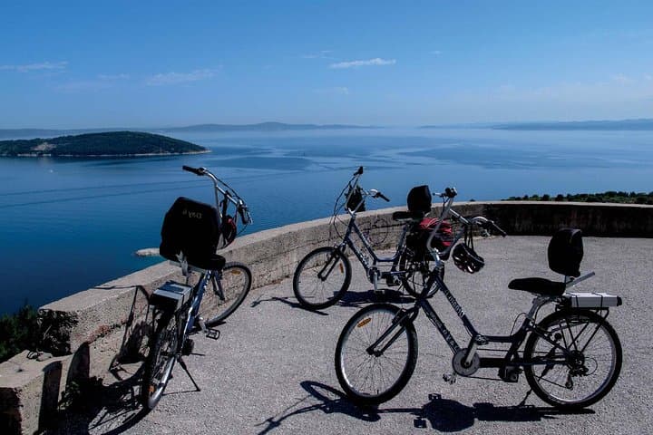 Conquer Marjan Hill: Split Electric Bicycle Tour with Panoramic Adriatic Views