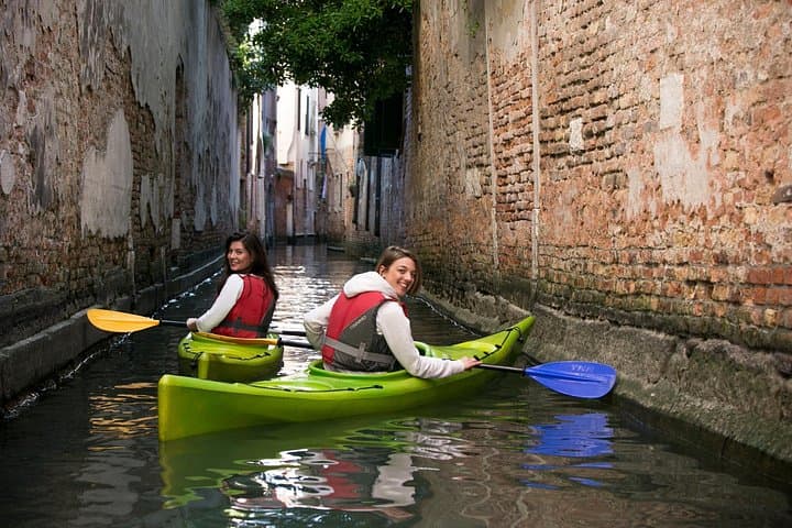 Real Venetian Kayak: 100‑Minute Guided Kayak Tour Through Venice Canals