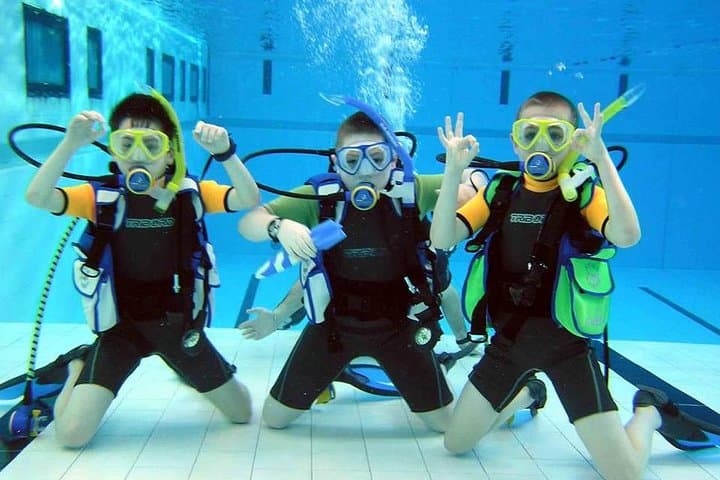 Children's PADI Bubblemaker Diving Experience in Puerto de Mogán, Gran Canaria photo 2