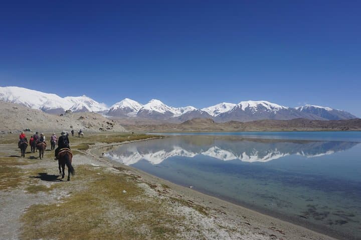 Kashgar to Karakul: 5-Day Muztagh Ata & Silk Road Highlands Tour photo 1