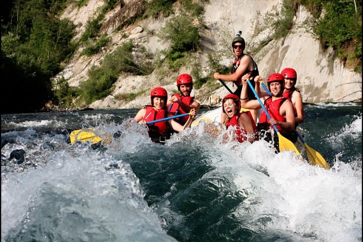 Rafting the Sava Dolinka: 9 km River Run from Bled