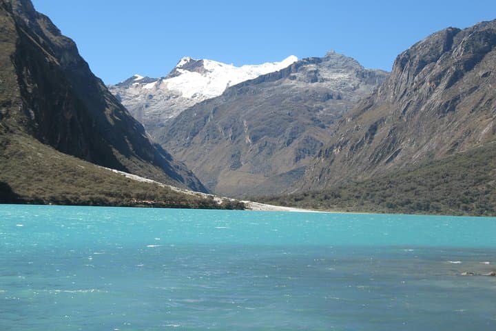 Full-Day Llanganuco Lakes Private Tour from Huaraz — Huascarán National Park Adventure photo 2