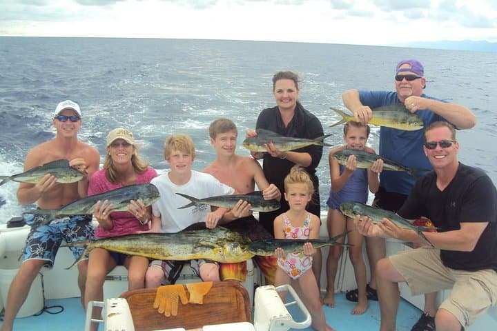 Private Papagayo Charter: Fish, Snorkel and Beach BBQ from Playas del Coco photo 3
