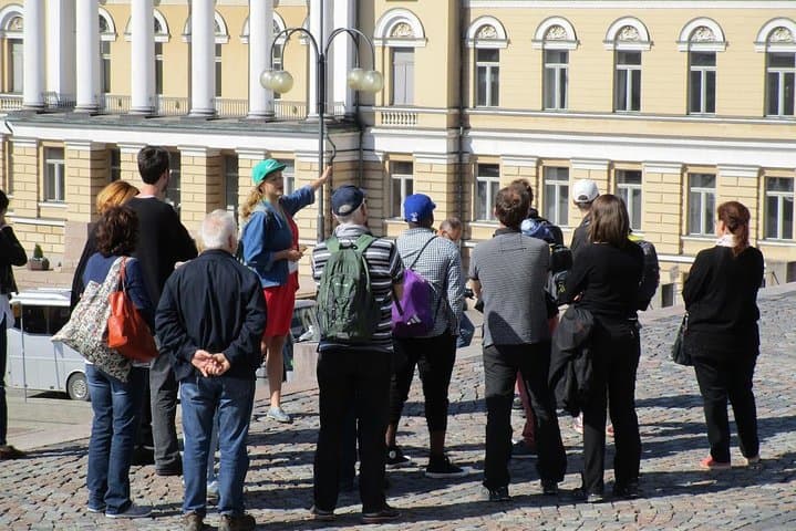 Helsinki Essentials Walking Tour — Senate Square to Oodi in 3 Hours photo 2