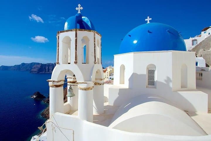 Explore Santorini's Timeless Beauty on a Private Half-Day Tour