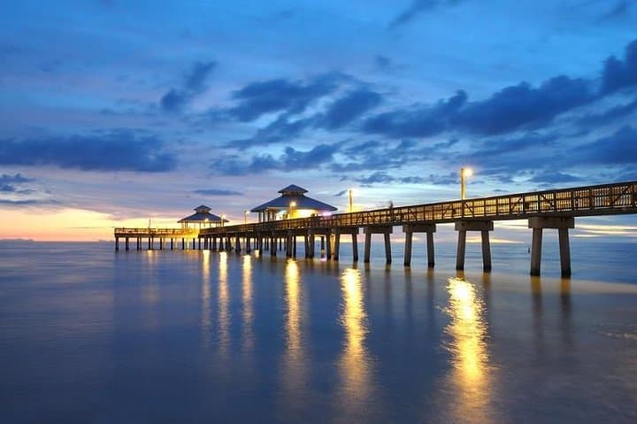 Historic Walking Tour of Fort Myers: Downtown History & Architecture photo 2