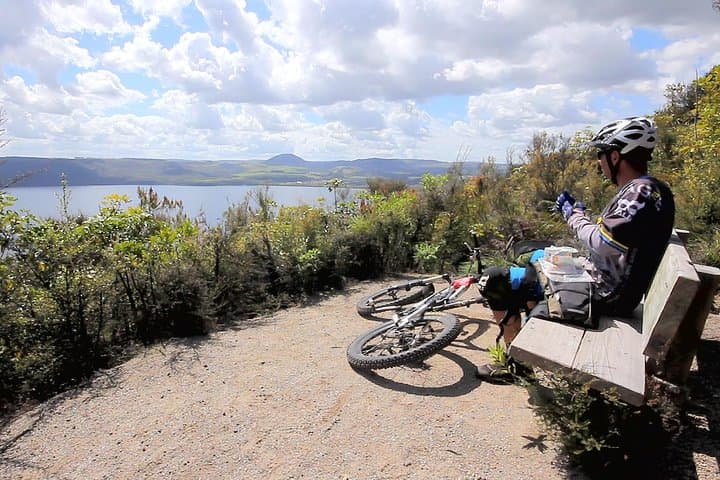Great Lake Trail Taupo: 2-Day Mountain Biking Tour on Pumice Trails photo 2