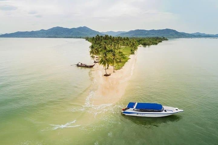 Phang Nga Sunrise Tour: Kayaks, Caves & James Bond Island at Dawn photo 1