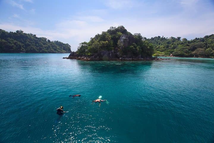 Koh Samui Island Cruise and Snorkel Full-Day Tour to Koh Tan photo 2