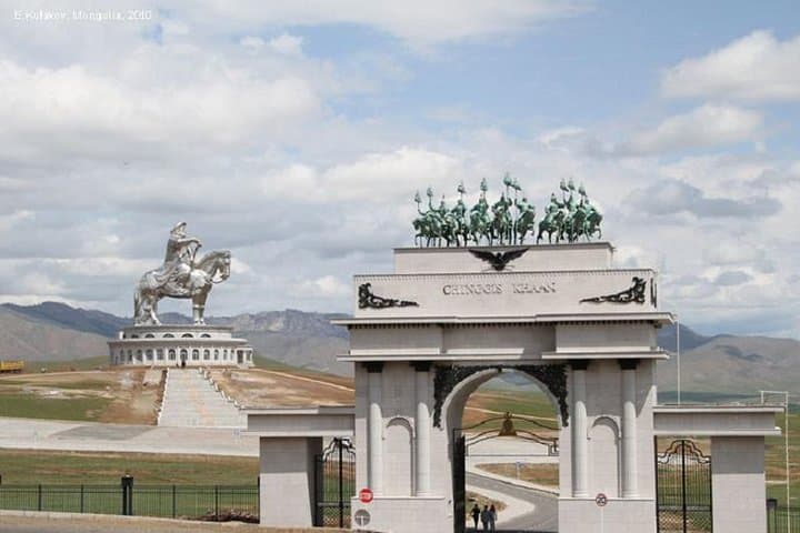 Genghis Khan Statue & Terelj National Park Day Tour — Ulaanbaatar to Turtle Rock photo 2
