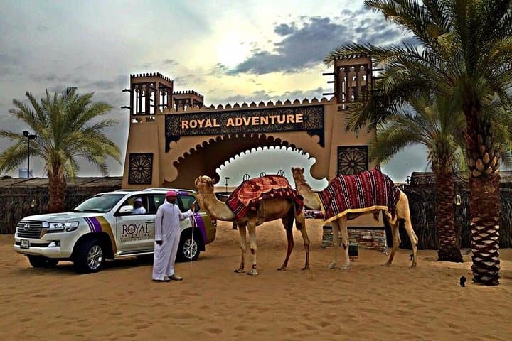 Dubai Desert Safari Evening VIP: Dune Bashing, BBQ & Live Entertainment