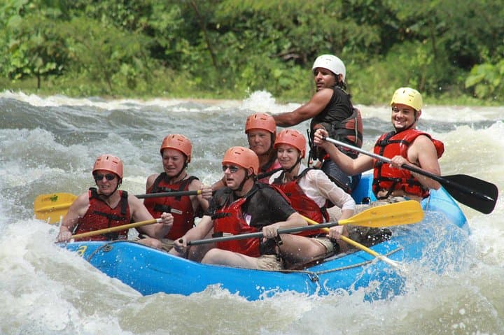Savegre River Whitewater Rafting from Manuel Antonio — Full-Day Class II–III Adventure photo 3