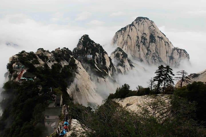 Hike Mount Hua (Huashan): Private Roundtrip Transfer with Ticket Assistance from Xi'an photo 3