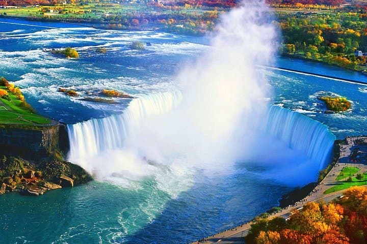 Private Niagara Falls Tour with Niagara City Cruise & Journey Behind the Falls photo 1